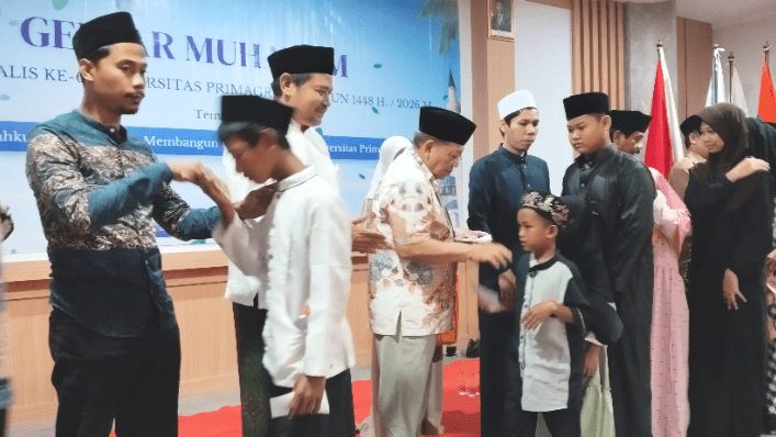 Universitas Primagraha Gelar Gebyar Muharam Rangkaian Dies Natalis ke-6, Santuni Anak Yatim Dhuafa - biem.co
